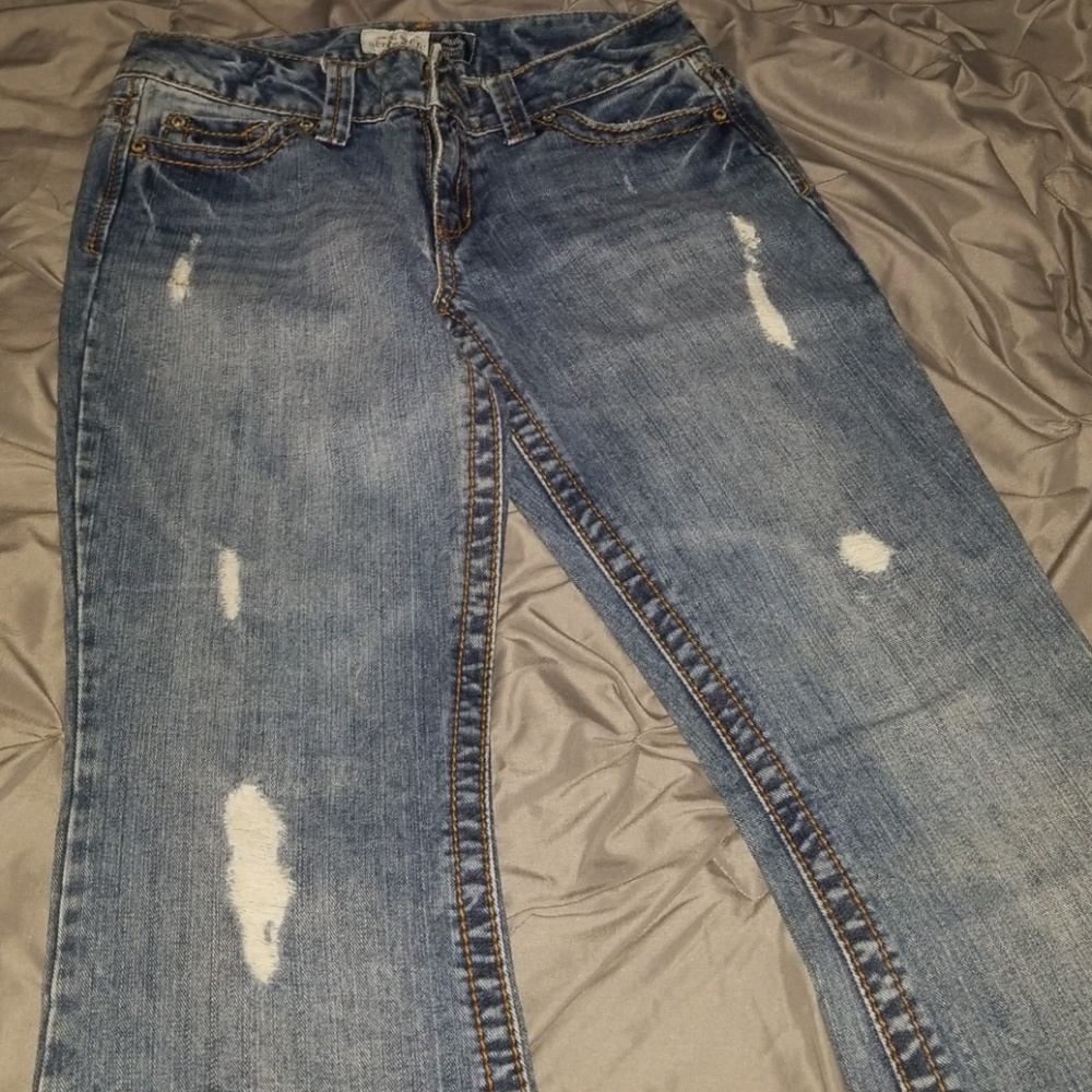 Jeans